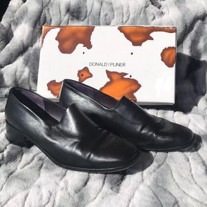 Donald J. Pliner Black soft leather slip on Loafer